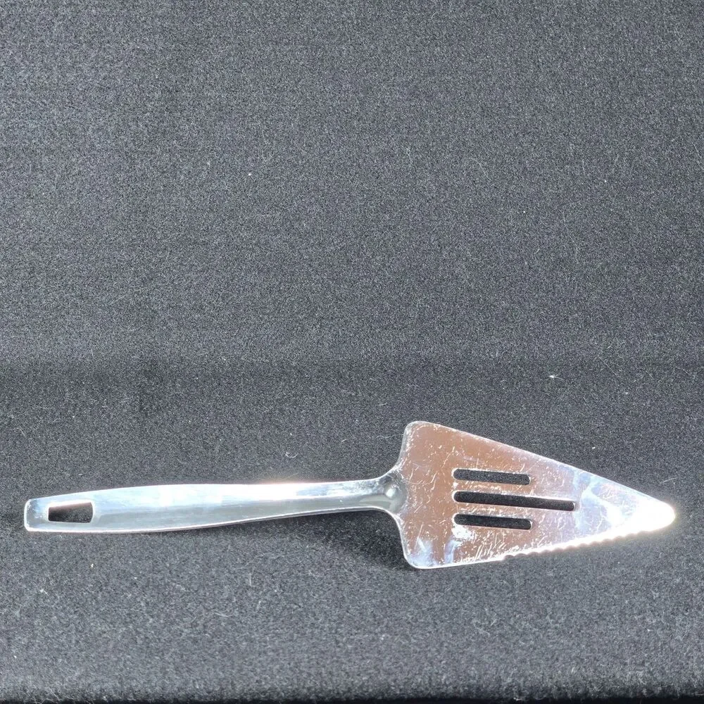 Kitchen Aid Triangle Stainless Steel Pie Spatula